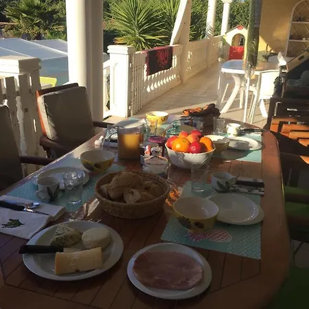 Bed & Breakfast Les Lavandines Magalas