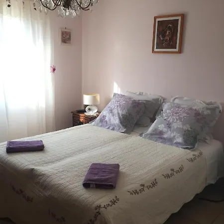 Les Lavandines Bed & Breakfast Magalas
